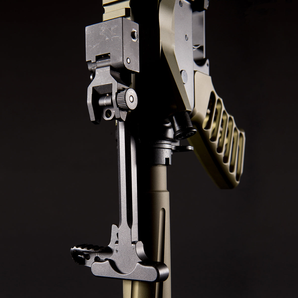 AR-15 Charging Handle With Latch (Gen 2)