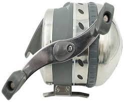 MUZZY XD BOWFISHING REEL WITH EXTENDED HOOD