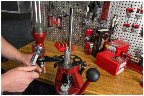 IRON PRESS POWDER MEASURE ATTACHMENT