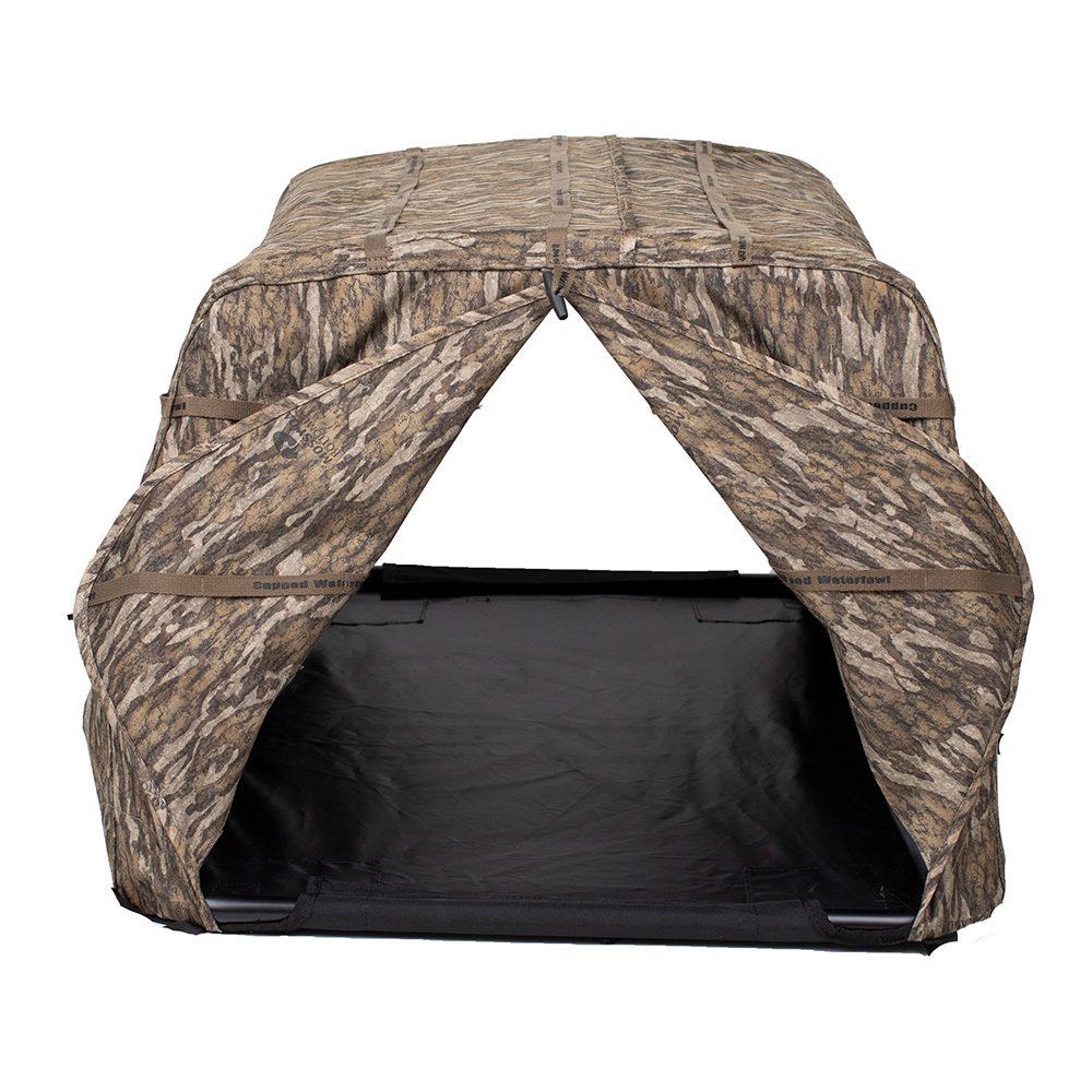Cupped Dog Blind Mossy Oak Bottomland