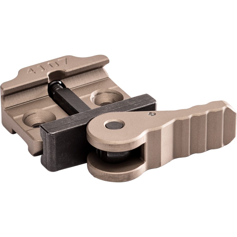 SUREFIRE SCOUTLIGHT LEVER MOUNT ADM QD TAN TYPE III ANODIZED