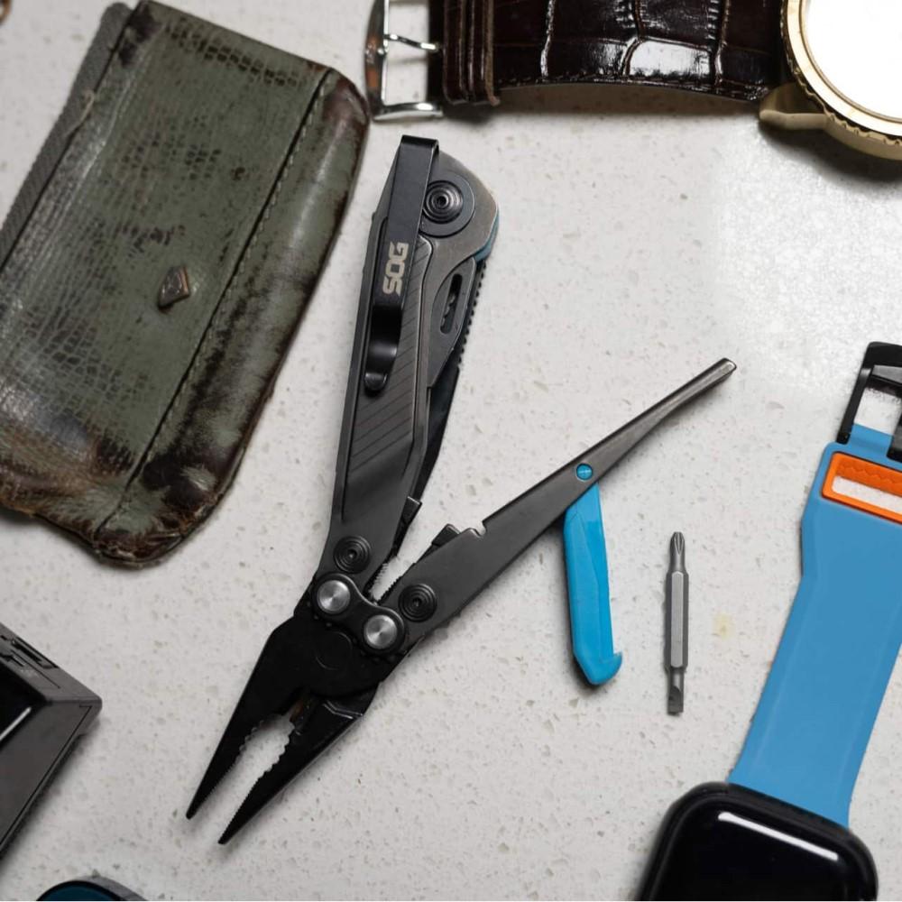 SOG FLASH MT - URBAN GRAY & CYAN MULTI-TOOL