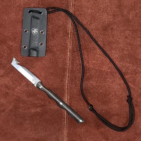 Neck Knife Black Powder D2 Tanto Sillver