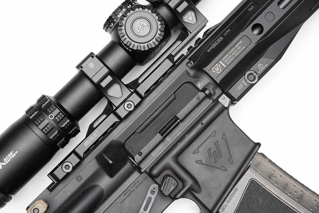 Strike Industries Ultimate AR-15 Dust Cover