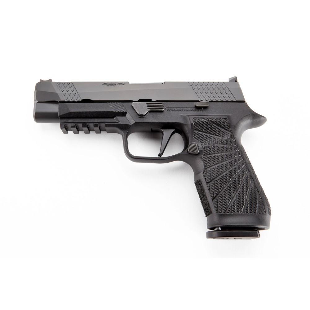SIG/Wilson Combat P320 FS 4.7in 9mm Black w/ Straight Trigger 17rd Mags