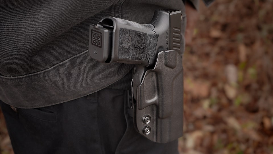 Bucks Holsters Grizzly 102 OWB, Kydex Holster w/Combat Loop, Black