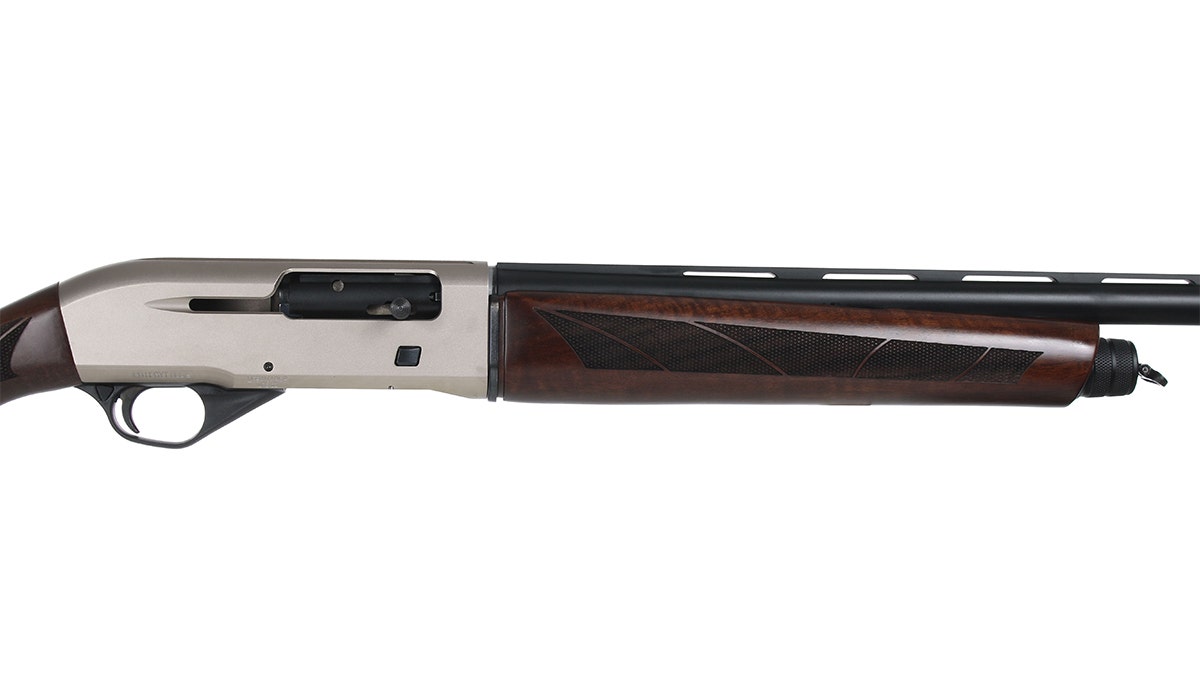 SEMI AUTOMATIC 12 Gauge SHOTGUN Turkish Walnut, 28" 4140 Drilled Steel Barrel, 5 + 1 Magazine Capacity